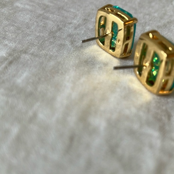 Kate Spade: Green Sparkle Earrings- Gold tone - Picture 11 of 14